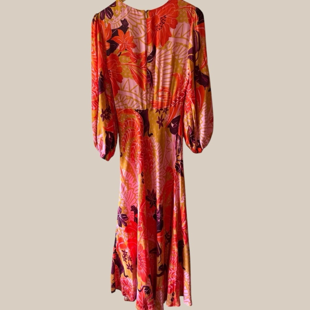 Farm Rio Orange Floral Midi Dress with Puff Sleeves - Picture 2 of 4